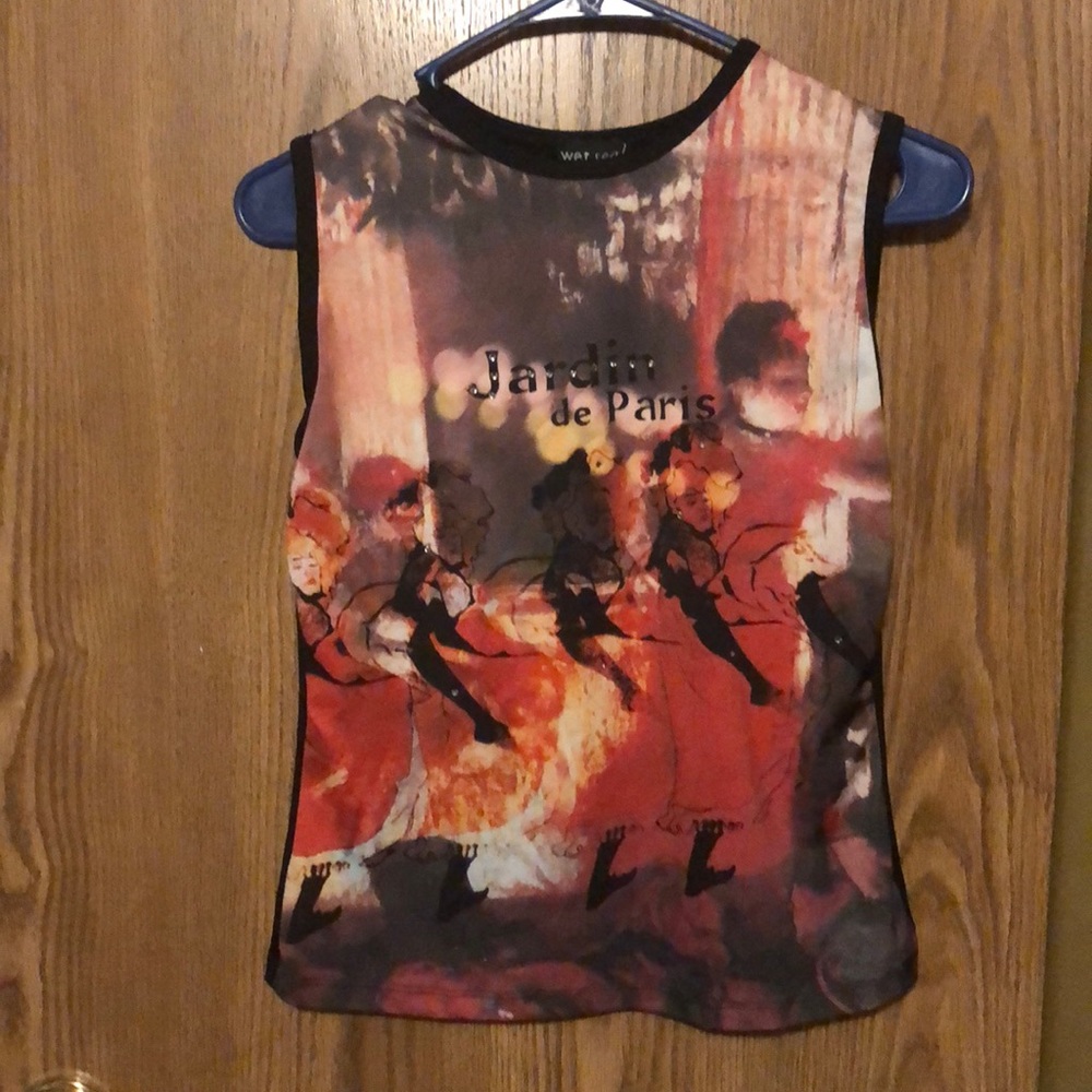 Tee shirt